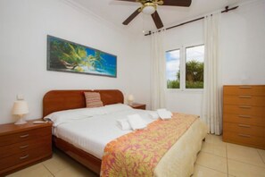 3 bedrooms, iron/ironing board, free WiFi, bed sheets - Villa Heartly – Luxury, Tranquillity & Panoramic Sea Views (Playa Blanca)