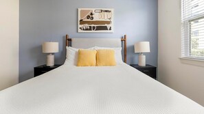 1 bedroom, desk, iron/ironing board, WiFi - Landing | Incredible 1BD, Pool, Gym (Miromar Lakes)