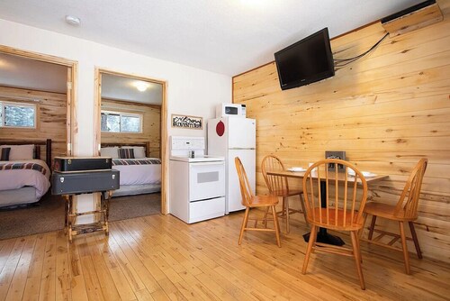 Bear Grass Lodge RV Park