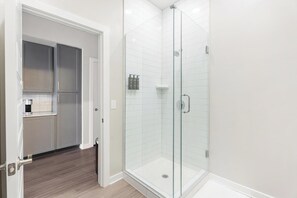 Bathroom - Landing | Amazing Studio, Pool, Clubhouse (Savannah)