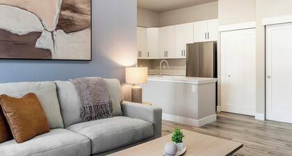 Landing | Stylish 2BD in Harvey Park South