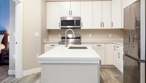 Fridge, dining tables - Landing | Stylish 2BD in Harvey Park South (Englewood)
