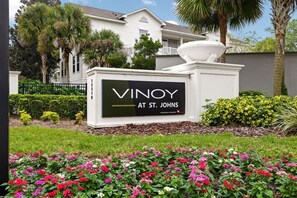 Property grounds - Landing | Incredible 1BD, Clubhouse (Jacksonville)