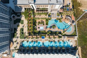 Pool - Sapphire 608 - By GISO Vacation Rentals (South Padre Island)