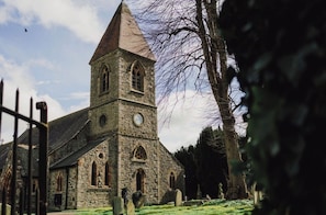 مكان جذب سياحي