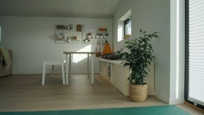 Children’s area - Spacious 1500ft² Designer Home, 5-Min to Beach (Rogaland)