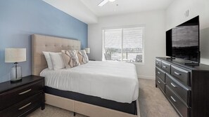 2 bedrooms, desk, iron/ironing board, WiFi