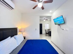 1 Schlafzimmer, Bügeleisen/Bügelbrett, WLAN, Bettwäsche