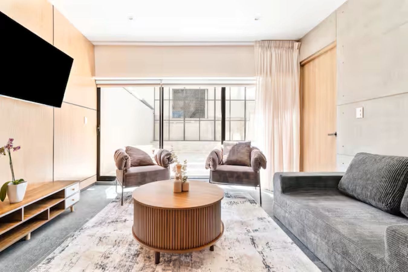 디럭스 콘도 | 거실