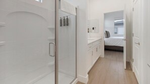 Bathroom - Landing | Modern 2BD, Pool (Casas Adobes)