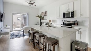 Interior - Landing | Modern 2BD, Pool (Casas Adobes)