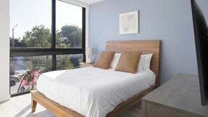 2 bedrooms, desk, iron/ironing board, WiFi - Landing | Amazing 2BD, Yoga Studio, Game Room (Miami)