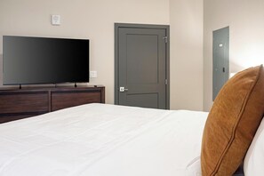 1 chambre, bureau, fer et planche à repasser, Wi-Fi