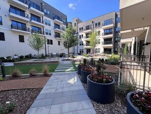 Property grounds - Landing | Beautiful 1BD, Clubhouse (Tulsa)