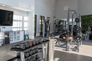 Fitness facility - Landing | Modern 2BD in Manhattan Harbour (Cincinnati)