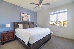2 habitaciones, escritorio, tabla de planchar con plancha y wifi 
