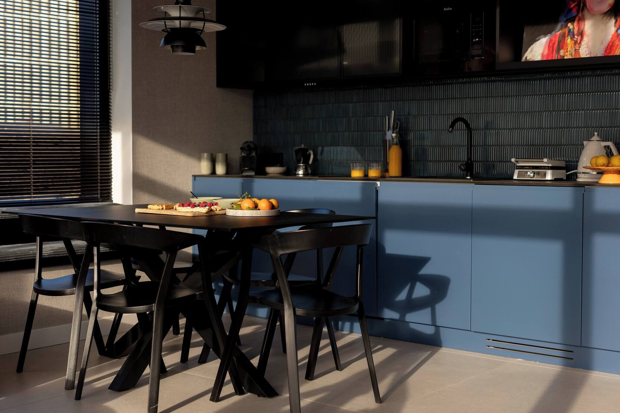 House, 2 Bedrooms, Smoking, Balcony | Dining room