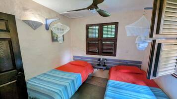 3 chambres, fer et planche Ă repasser, Wi-Fi gratuit, draps fournis
