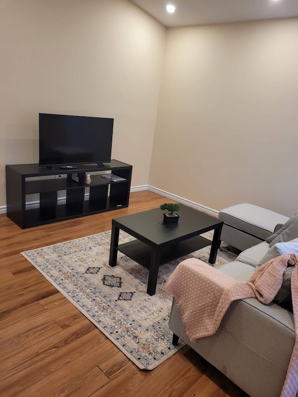 Apartment, 2 Bedrooms | Room amenity - Gorgeous Beacon Heights 2 Bedrooms Apartment (Edmonton)