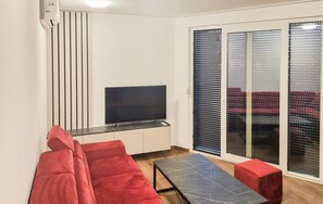 Smart TV - Gorgeous apartment in Vrboska with house sea view (Vrboska)