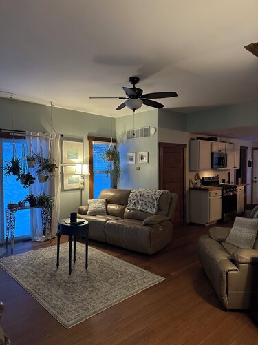 Cozy 1-bedroom in rural Illinois come relax and enjoy the tranquility.