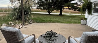 Cozy 1-bedroom in rural Illinois come relax and enjoy the tranquility.