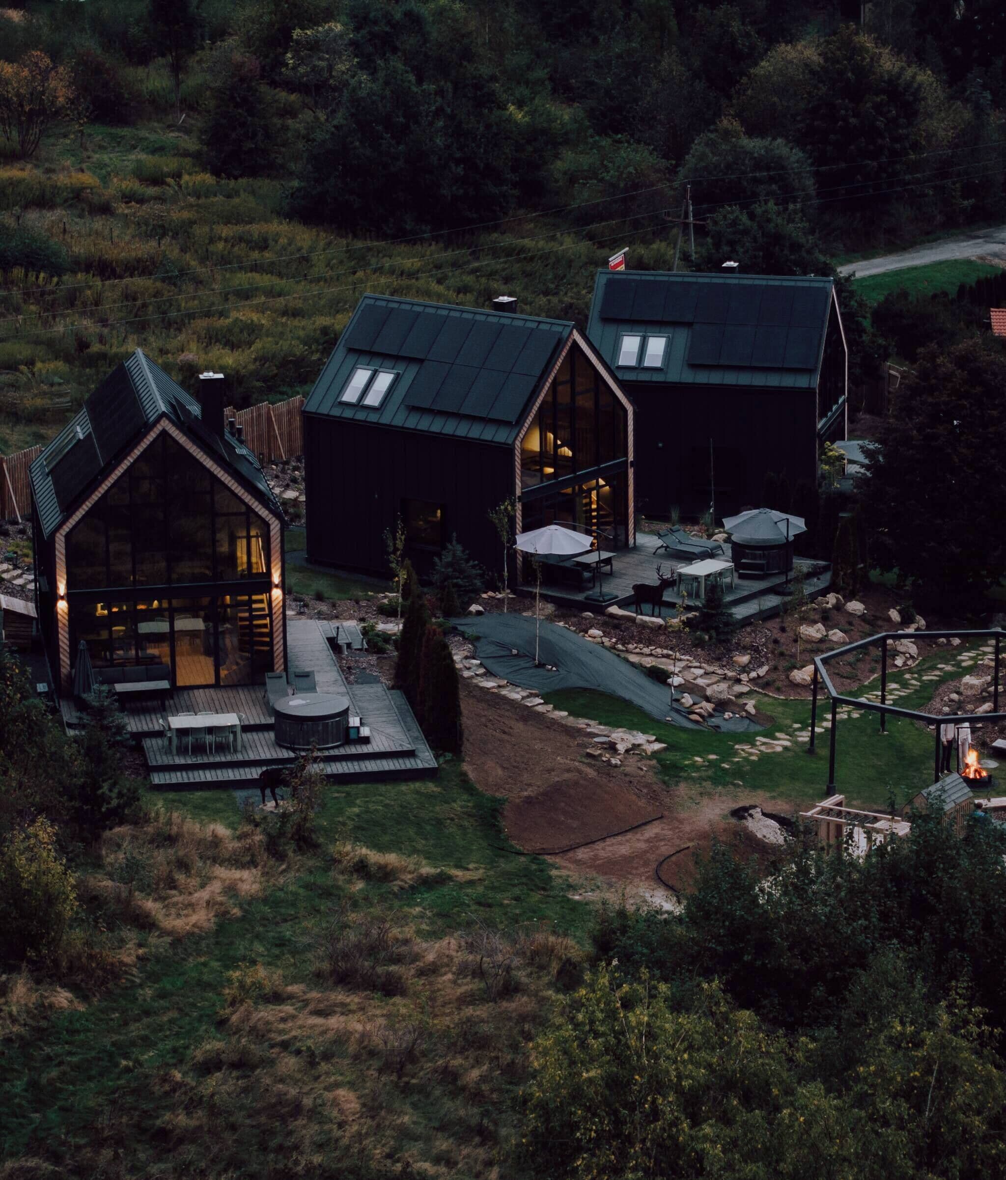 المنشأة من الخارج