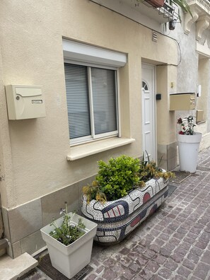 Exterior detail - Apartment T3 DRC cosy climate 2 min beach (Palavas-les-Flots)