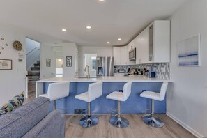 Fridge, microwave, oven, stovetop - Your Perfect Family Beach Stay Steps from the Beach and Pier! (Carolina Beach)