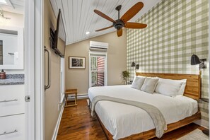 2 bedrooms, iron/ironing board, travel crib, free WiFi