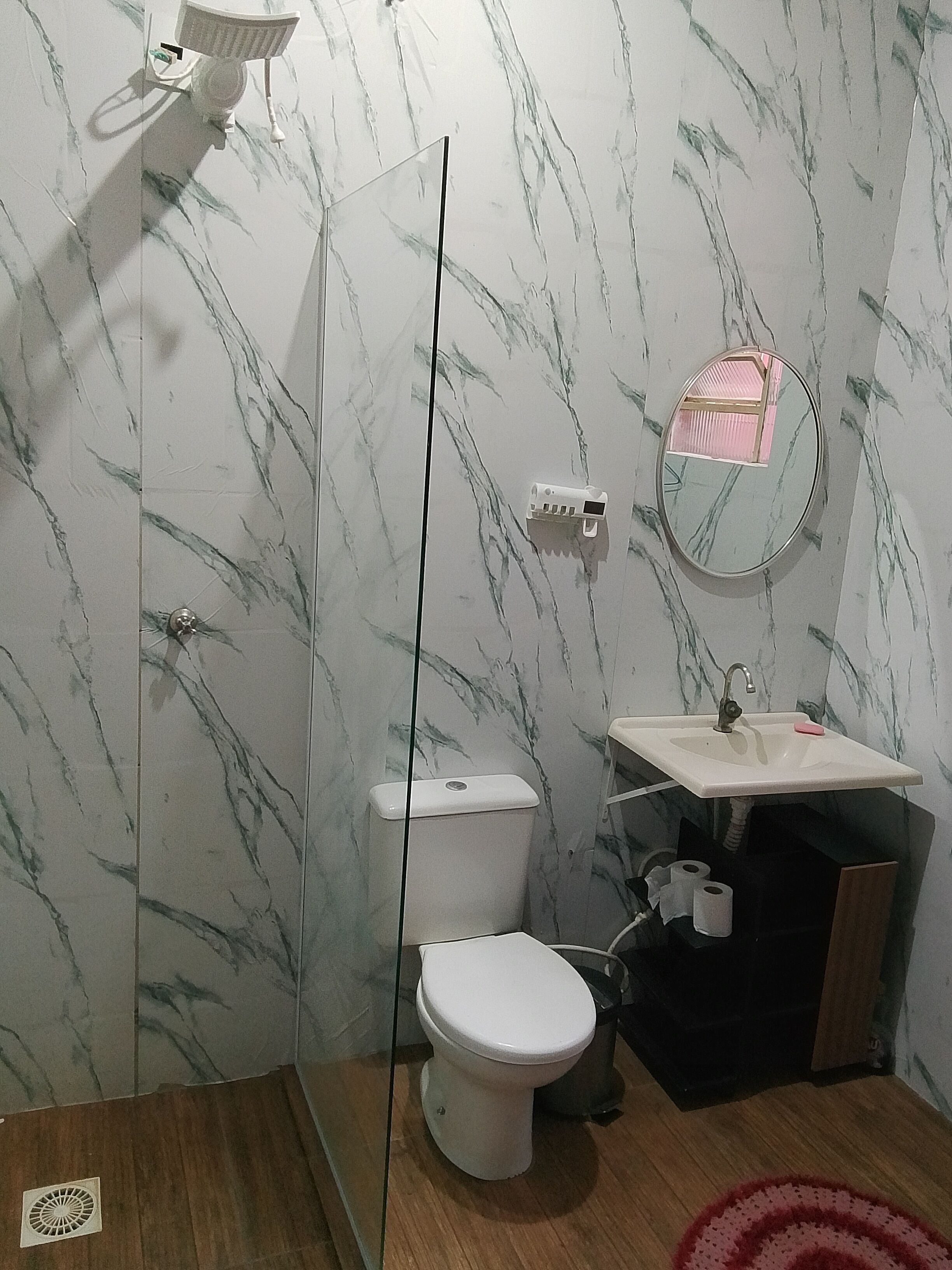 Kamar Keluarga | Kamar mandi