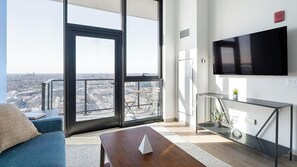 Smart TV - Landing | Stylish 1BD, Pool, Yoga Studio (Chicago)