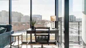 Interior - Landing | Stylish 1BD, Gym, Yoga Studio (Chicago)
