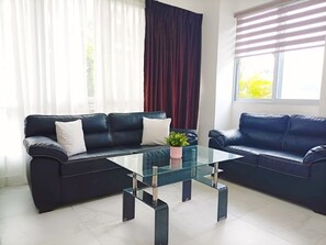 Living area - Romantic Soulmate Condo with Pool Near Bávaro Beach (Punta Cana)