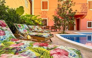 A heated pool - Luxurious home in Zadar (Zadar)
