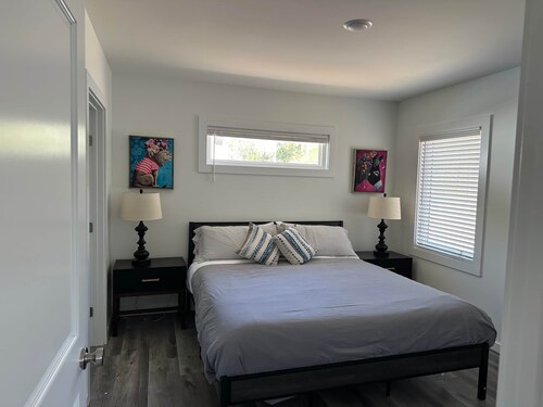 Cozy Trailside 1BR | Walk to Green Front