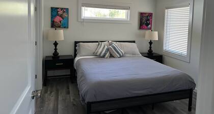 Cozy Trailside 1BR | Walk to Green Front