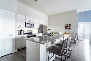 Fridge, dining tables - Landing | Amazing 2BD, Clubhouse, Gym (Harvey)