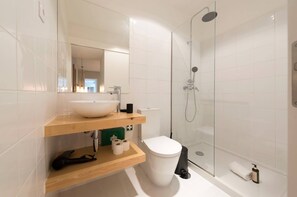 Hair dryer - VIVA Santa Catarina  Serviced Apartments -2 (Porto)