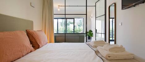 1 bedroom, Internet, bed sheets