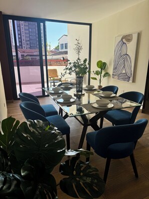 Dining - Charming 3-bedroom apartment in San Salvador Colonia Escalon (San Salvador)