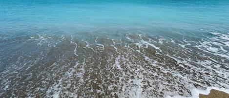 Camastros y toallas de playa