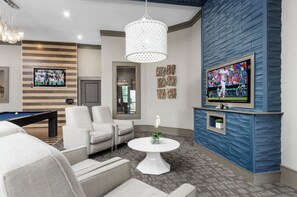 Smart TV - Landing | Stunning 1BD, Clubhouse (Carrollton)