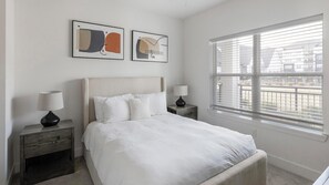 1 chambre, bureau, fer et planche à repasser, Wi-Fi
