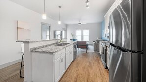 Unclassified image, 5 of 30, button - Landing | Spectacular 1BD, Gym, Clubhouse (Rockport)