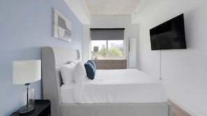 1 bedroom, desk, iron/ironing board, WiFi - Landing | Chic 1BD, Gym, Pool (Nashville)