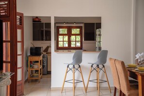 Interior - La sérénité - Terrasse - Vue mer (Saint-Claude)