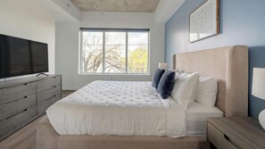 1 chambre, bureau, fer et planche à repasser, Wi-Fi