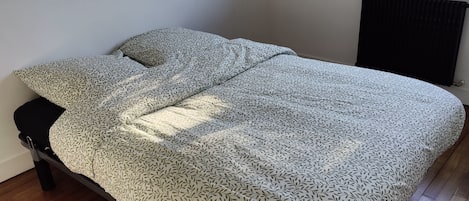 3 habitaciones, wifi gratis y ropa de cama