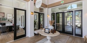 Lobby - Landing | Modern 1BD, Gym, Pool (Lakeland)
